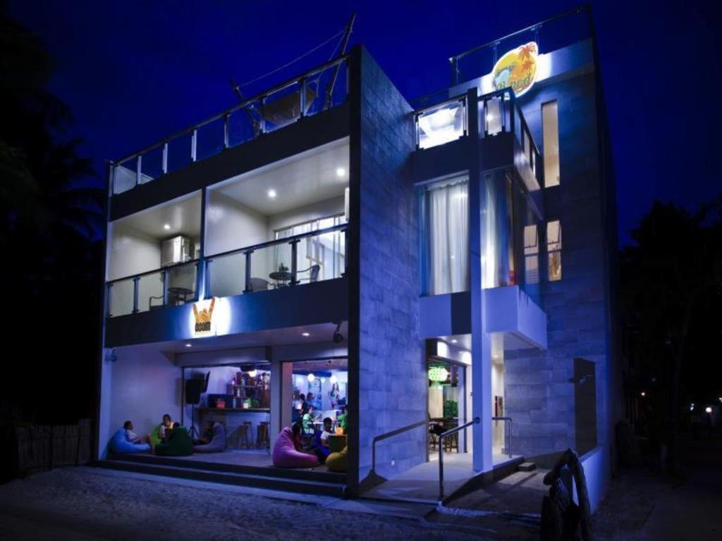 B Pod Hotel Manoc-Manoc Exteriér fotografie